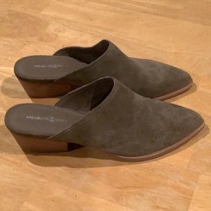 NWOT Treasure & Bond Women's Brown Mules 8.5